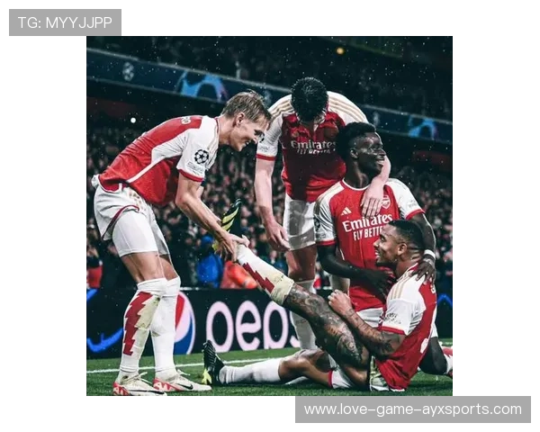 阿森纳冈崎中场转身过人推进助攻关键得分——从训练场到赛场的创造力解码