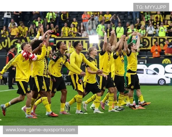 德甲多特依靠速度强切,主队腹地多次被撕开